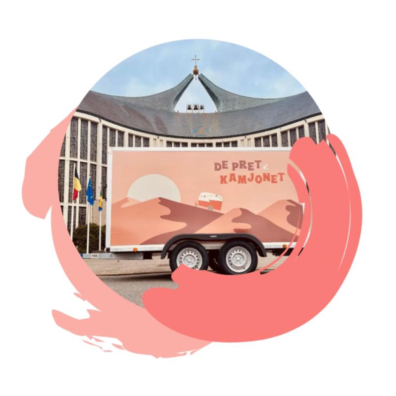 De Pretkamjonet op het museumplein 