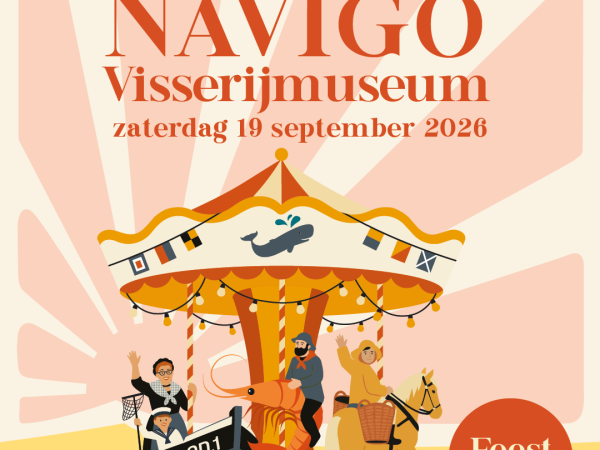 Een feestelijke carrousel met een garnaalvisser te paard, het schip de Martha, traditioneel uitgedoste vissers en seinvlaggetjes.